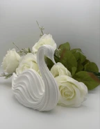 Abstract Swan Sculpture 3D Print, Modern Swan Statue, Elegant Home Decor