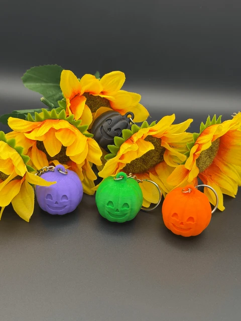 Jack O Lantern Pumpkin Keychain, 3D Printed Halloween Charm