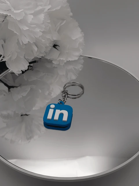 LinkedIn NFC keychain 3D printed