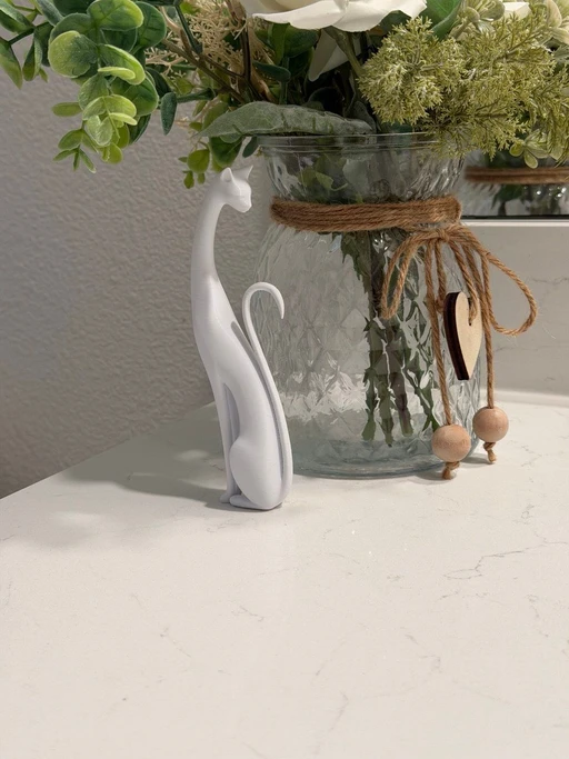 3D Printed Abstract Cat Statue, Minimalist Modern Cat Decor, White PLA Sculpture, Elegant Home Shelf Decoration
